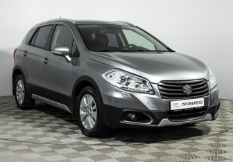 Подержанный автомобиль Suzuki SX4 Hatchback 2014 года (3 фото)