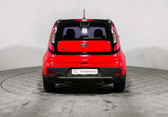 Подержанный автомобиль Kia Soul 2018 года (6 фото)