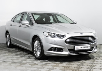 Подержанный автомобиль Ford Mondeo Sedan 2015 года (3 фото)