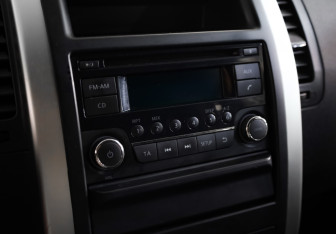 Подержанный автомобиль Nissan X-Trail 2013 года (12 фото)