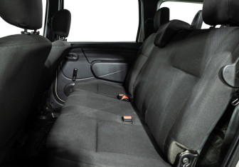 Подержанный автомобиль LADA (ВАЗ) Largus Wagon 2014 года (10 фото)