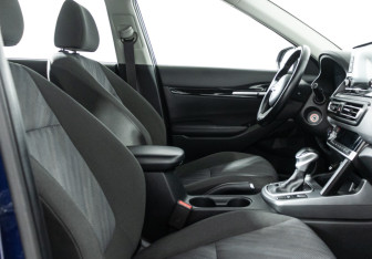 Подержанный автомобиль Kia Seltos 2021 года (15 фото)