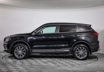 Подержанный автомобиль Geely Atlas Pro 2023 года (8 фото)