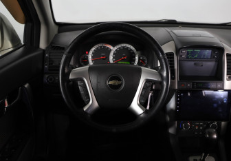 Подержанный автомобиль Chevrolet Captiva 2007 года (9 фото)