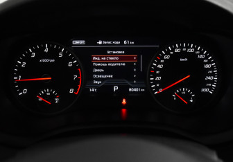 Подержанный автомобиль Kia Stinger 2018 года (24 фото)