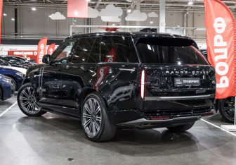 Подержанный автомобиль Land Rover Range Rover 2022 года (14 фото)
