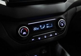 Подержанный автомобиль Hyundai Creta 2020 года (15 фото)