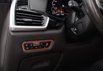 Подержанный автомобиль BMW X5 2019 года (27 фото)