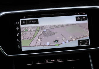 Подержанный автомобиль Audi A6 Sedan 2021 года (15 фото)