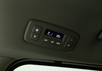 Подержанный автомобиль Kia Carnival 2021 года (22 фото)