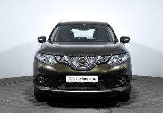 Подержанный автомобиль Nissan X-Trail 2017 года (2 фото)