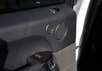 Подержанный автомобиль Land Rover Range Rover Sport 2018 года (27 фото)