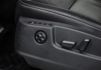 Подержанный автомобиль Skoda Superb Liftback 2014 года (19 фото)
