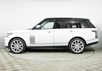 Подержанный автомобиль Land Rover Range Rover 2015 года (8 фото)