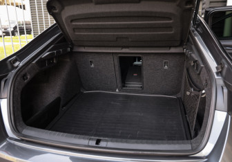 Подержанный автомобиль Skoda Octavia Liftback 2021 года (33 фото)