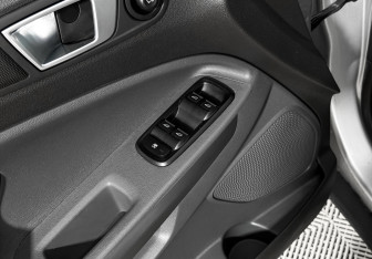 Подержанный автомобиль Ford EcoSport 2016 года (10 фото)