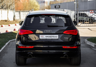 Подержанный автомобиль Audi Q5 2012 года (5 фото)