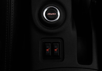 Подержанный автомобиль Mitsubishi Outlander 2015 года (16 фото)