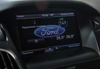 Подержанный автомобиль Ford Focus Hatchback 2016 года (13 фото)