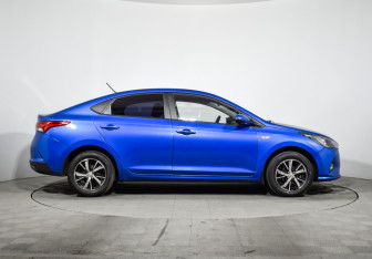 Подержанный автомобиль Hyundai Solaris Sedan 2020 года (4 фото)