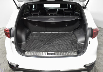 Подержанный автомобиль Kia Sportage 2018 года (19 фото)