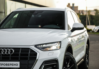 Подержанный автомобиль Audi Q5 2021 года (2 фото)