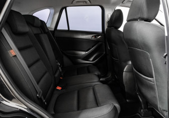 Подержанный автомобиль Mazda CX-5 2015 года (17 фото)