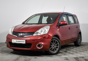 Подержанный автомобиль Nissan Note 2012 года (1 фото)
