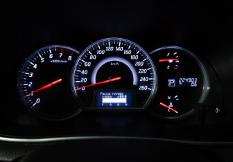 Подержанный автомобиль Nissan Teana 2012 года (12 фото)