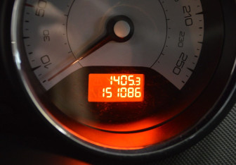 Подержанный автомобиль Peugeot 308 Hatchback 2009 года (15 фото)