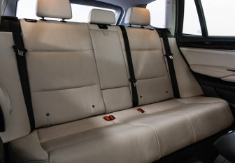 Подержанный автомобиль BMW X3 2014 года (27 фото)