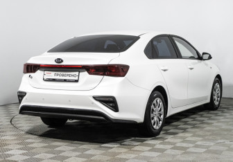 Подержанный автомобиль Kia K3 Sedan 2020 года (5 фото)