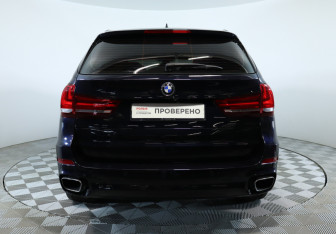 Подержанный автомобиль BMW X5 2017 года (6 фото)
