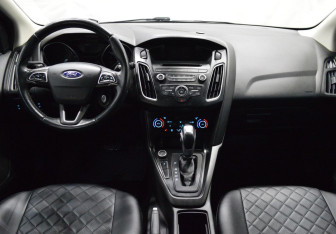 Подержанный автомобиль Ford Focus Hatchback 2018 года (14 фото)