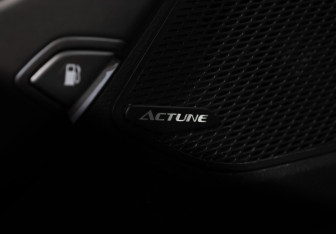 Подержанный автомобиль Hyundai Santa Fe 2012 года (14 фото)