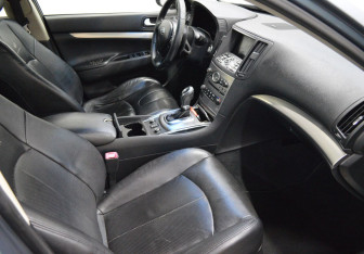 Подержанный автомобиль Infiniti G Sedan 2010 года (12 фото)