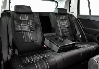 Подержанный автомобиль Volkswagen Tiguan 2015 года (21 фото)
