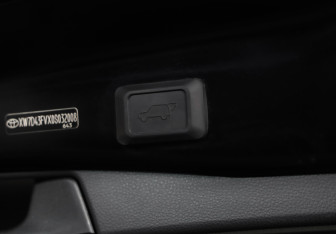 Подержанный автомобиль Toyota RAV4 2021 года (29 фото)
