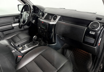 Подержанный автомобиль Land Rover Discovery 2008 года (14 фото)