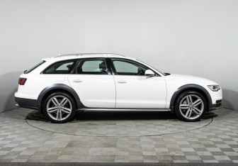 Подержанный автомобиль Audi A6 allroad 2016 года (4 фото)