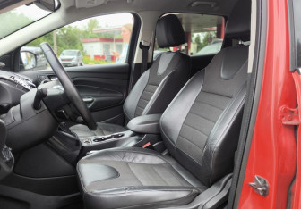 Подержанный автомобиль Ford Kuga 2013 года (16 фото)