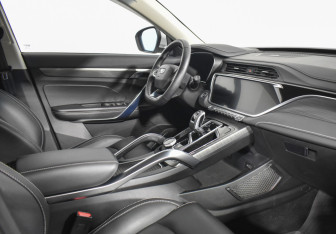 Подержанный автомобиль Geely Atlas Pro 2021 года (13 фото)