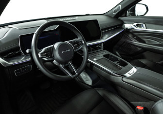 Подержанный автомобиль Haval F7 2025 года (9 фото)