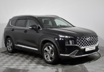 Подержанный автомобиль Hyundai Santa Fe 2021 года (3 фото)