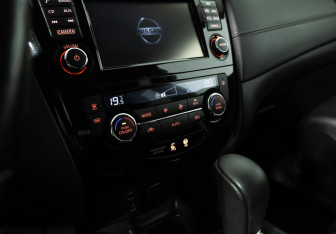 Подержанный автомобиль Nissan X-Trail 2019 года (17 фото)