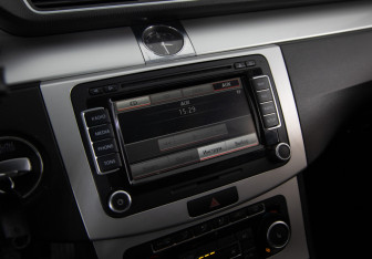 Подержанный автомобиль Volkswagen Passat CC 2010 года (12 фото)