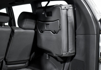 Подержанный автомобиль Toyota Land Cruiser Prado 2008 года (18 фото)