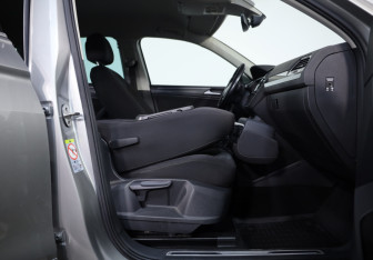 Подержанный автомобиль Volkswagen Tiguan 2019 года (24 фото)