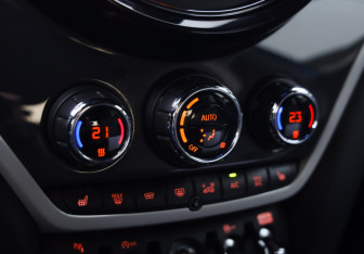 Подержанный автомобиль MINI Countryman 2018 года (18 фото)