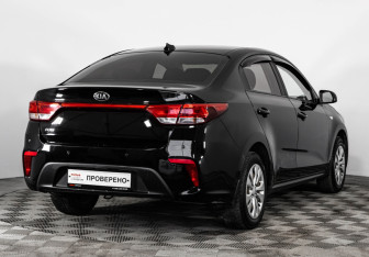 Подержанный автомобиль Kia Rio Sedan 2017 года (5 фото)